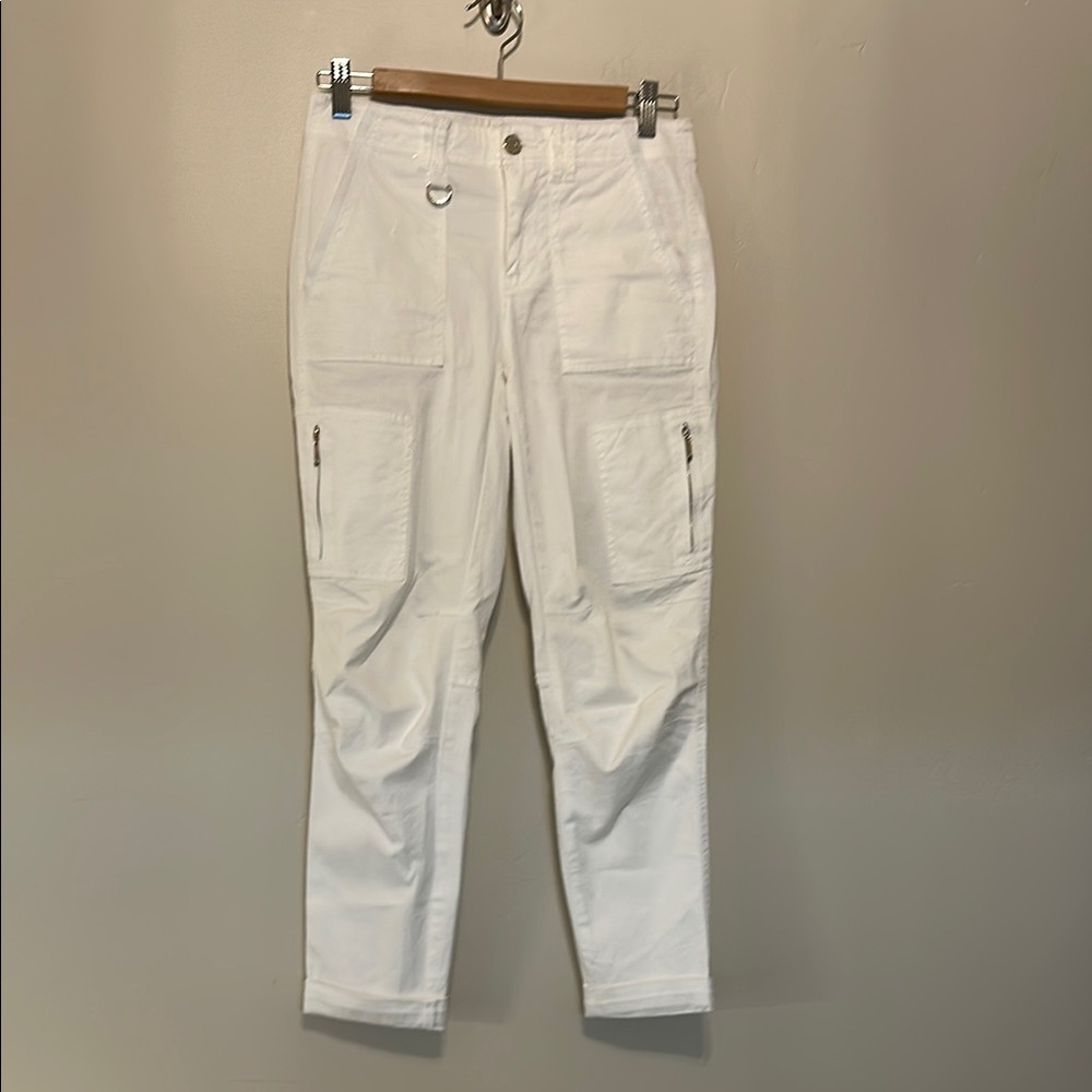 White House Black Market Cropped White Pants